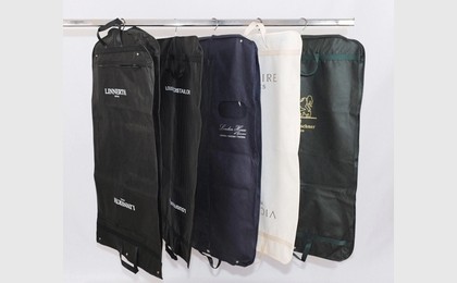garment covers in nonwoven